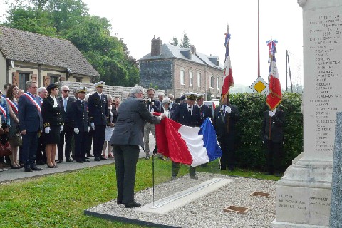 Z1806-09 AET LA 16a Inauguration de la stele des oublies