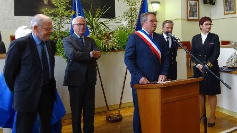 Z1806-09 AET LA 31 Mairie des Andelys
