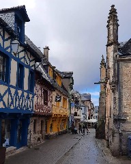 3- Les Dames a Josselin