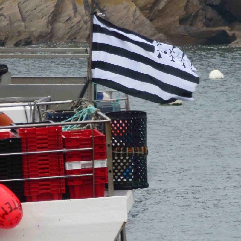 Z2310-10 GDGW Le Conquet 76 au port