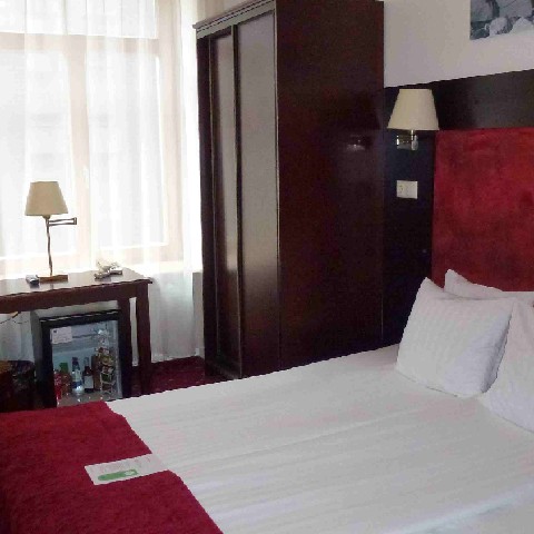 Z2406-12 J1 021 Riga Chambre des Perrin à L'hôtel Rixwell