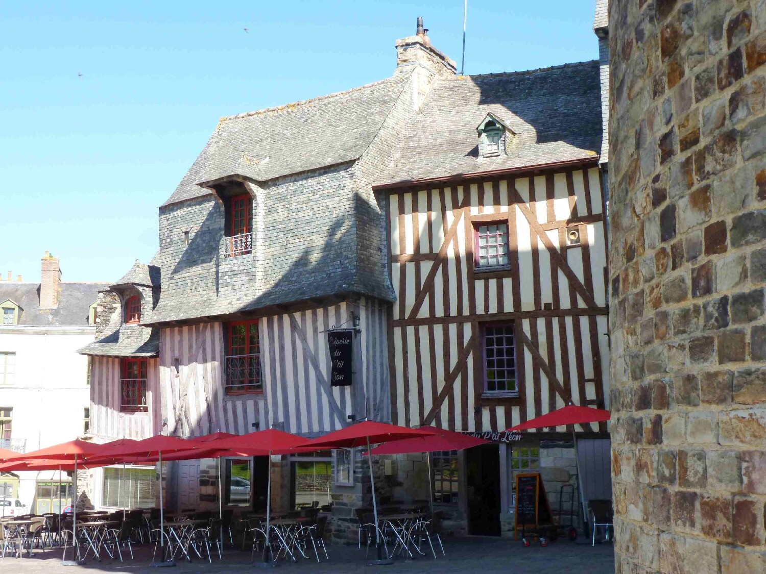 Z2505-15 GDG Ouest à Vitré 006b