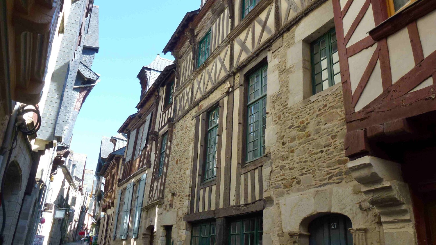 Z2505-15 GDG Ouest à Vitré 034