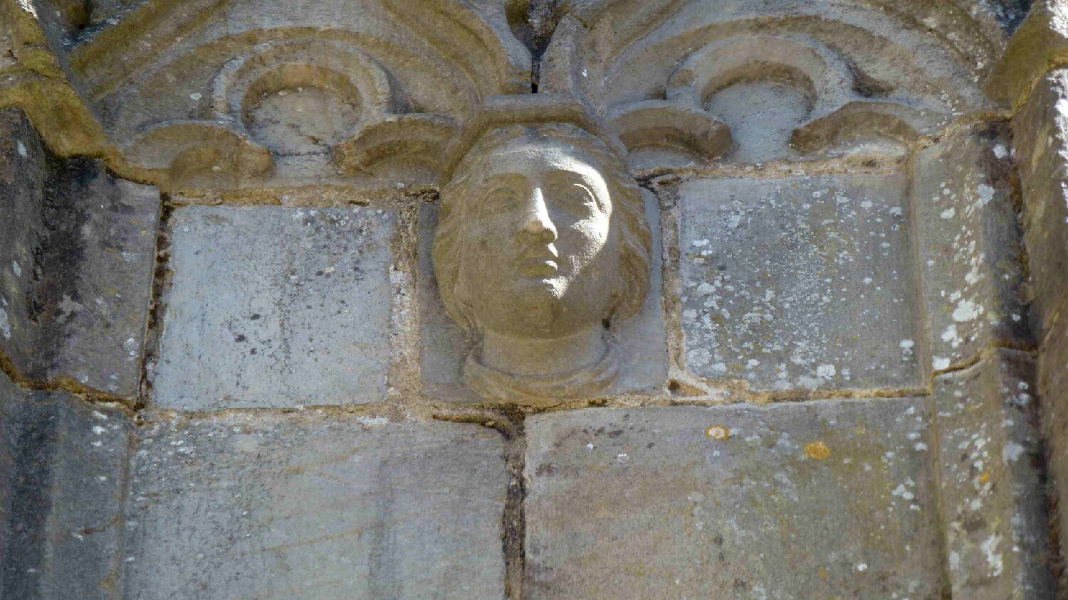 Z2505-15 GDG Ouest à Vitré 046c Eglise ND Chaire détails