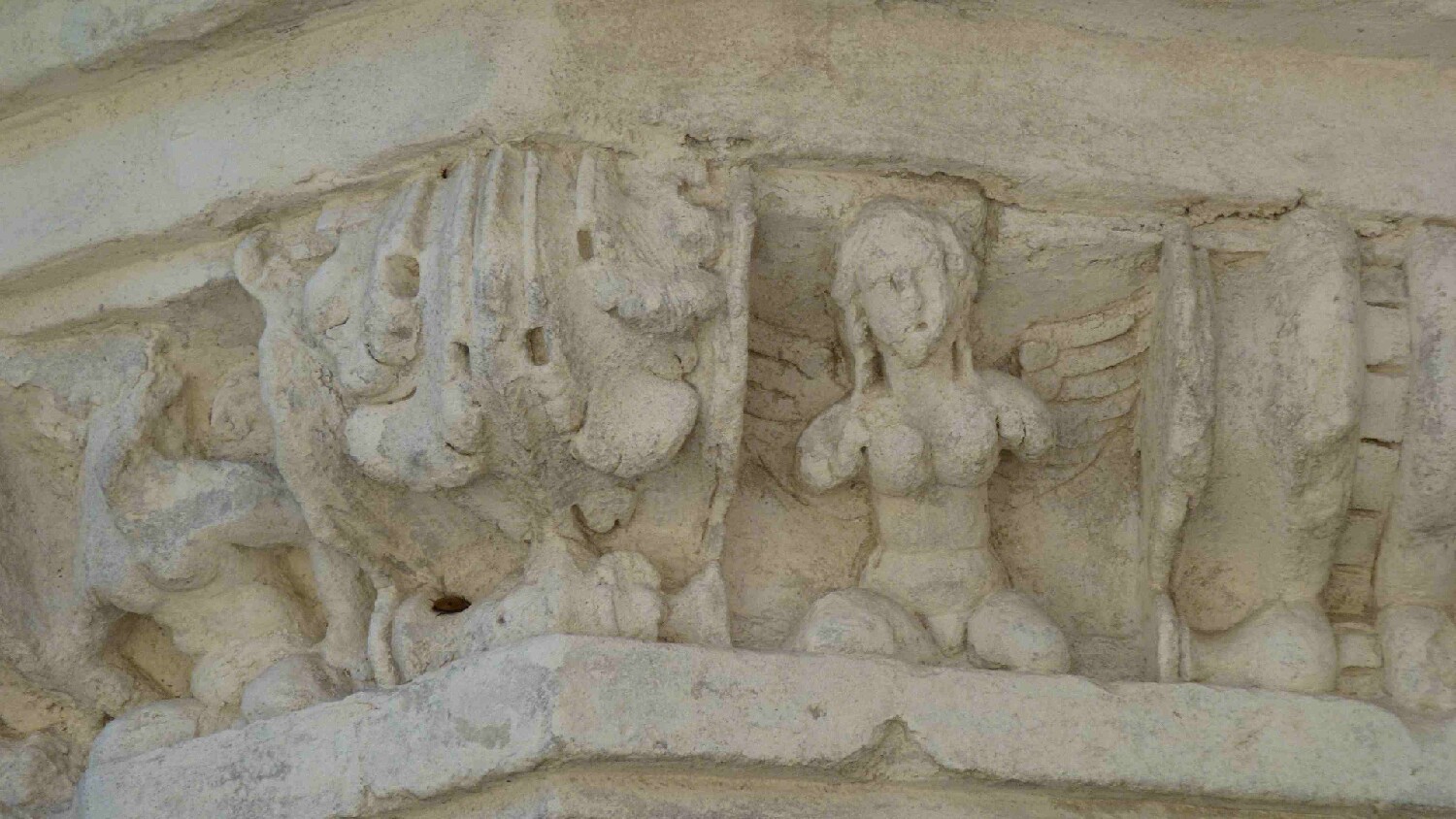 Z2505-15 GDG Ouest à Vitré 077a depuis la cour du château