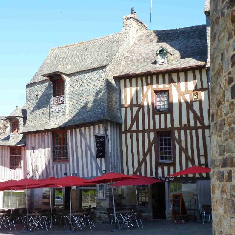 Z2505-15 GDG Ouest à Vitré 006b