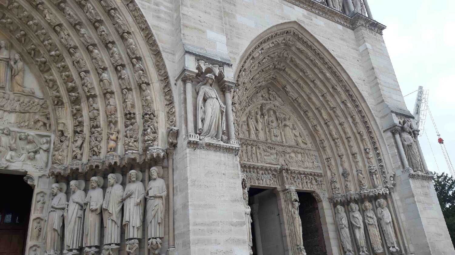 Z2510-10 AG GDG Paris 27 - Porte sud de la cathédrale