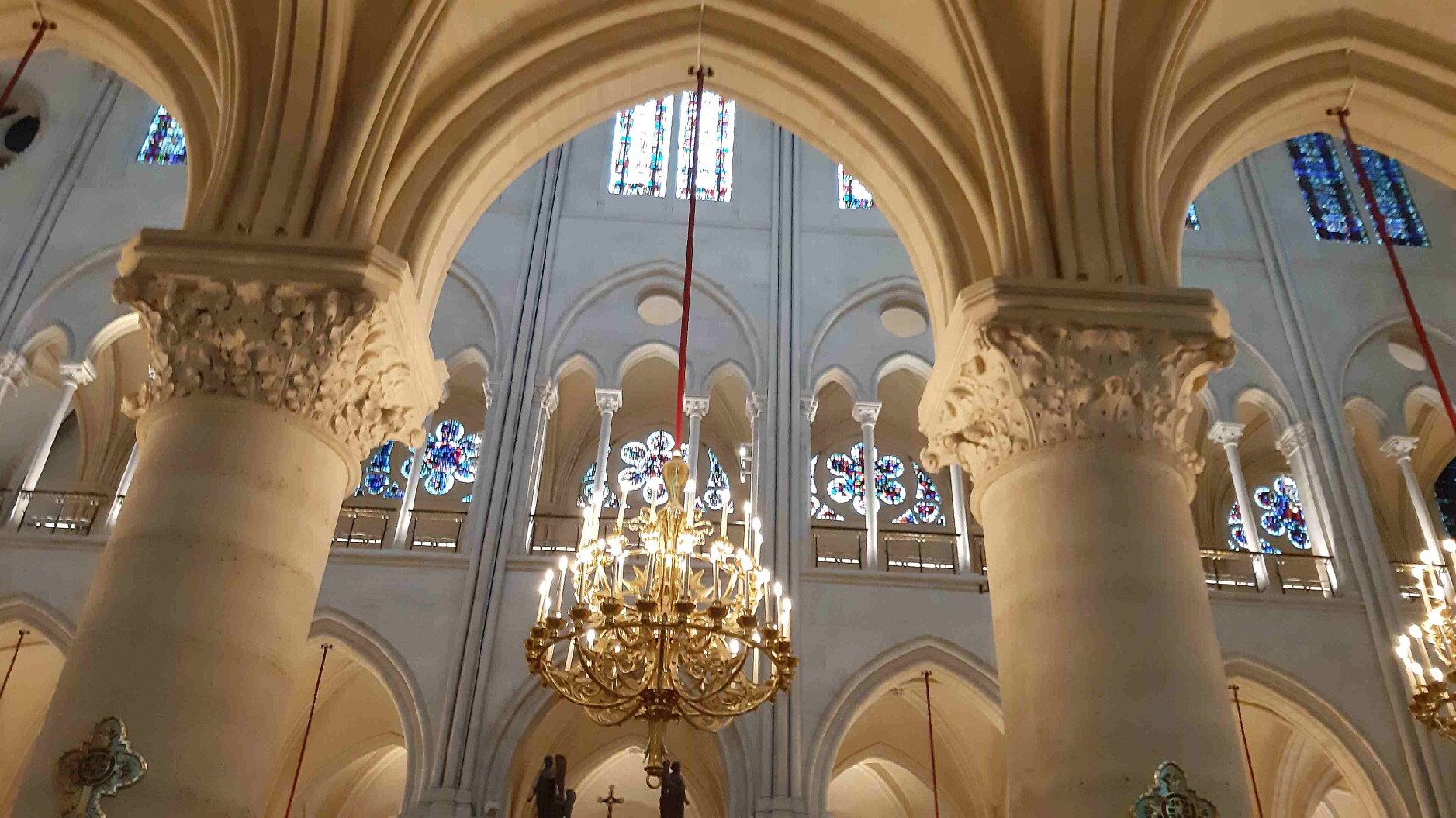 Z2510-10 AG GDG Paris 33 - la cathédrale