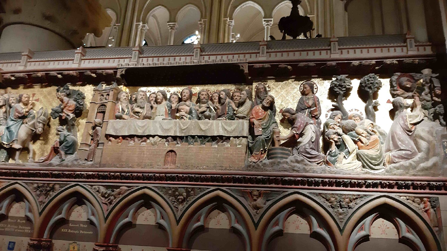 Z2510-10 AG GDG Paris 46 - la cathédrale - dont la Scène