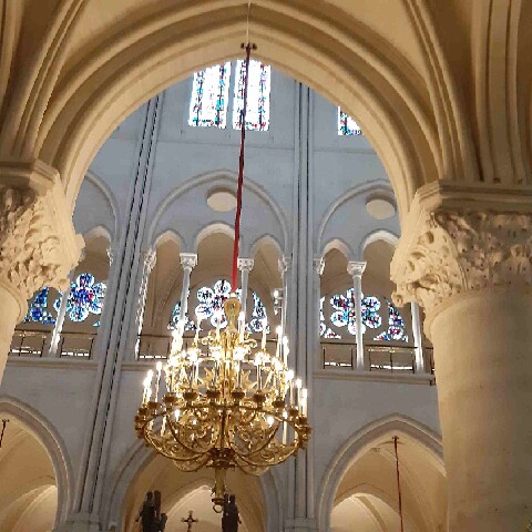 Z2510-10 AG GDG Paris 33 - la cathédrale