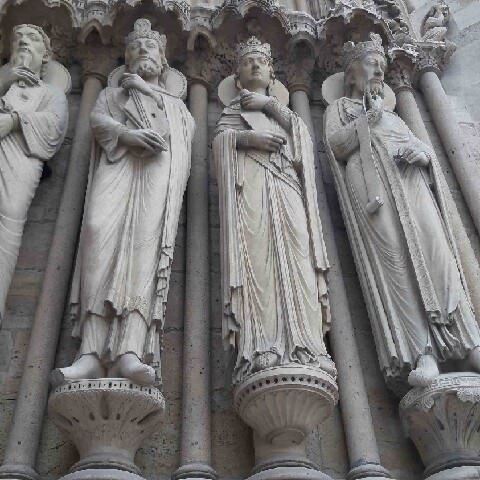 Z2510-10 AG GDG Paris 59a - la cathédrale - piédroit de droite du portail Sainte-Anne