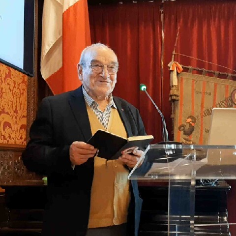 Z2510-10 AG GDG Paris 77 - aux Gueules Cassées - Elrick Irastorza, notre président, ouvre la réunion